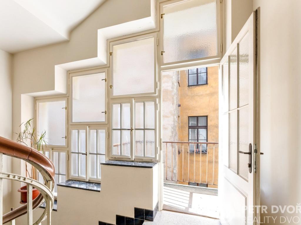 Prodej bytu 3+kk 74 m2, Praha – náhled fotky 22