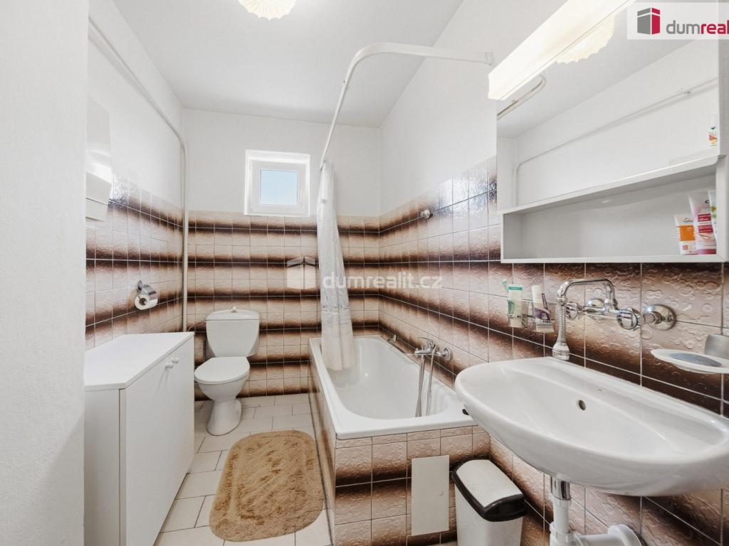 Prodej domu 180 m2, Tvrdonice – náhled fotky 13