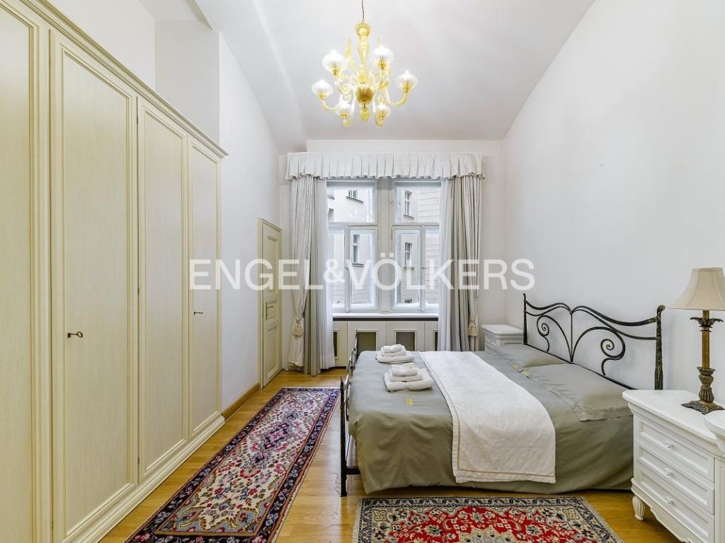 Pronájem bytu 4+kk 120 m2