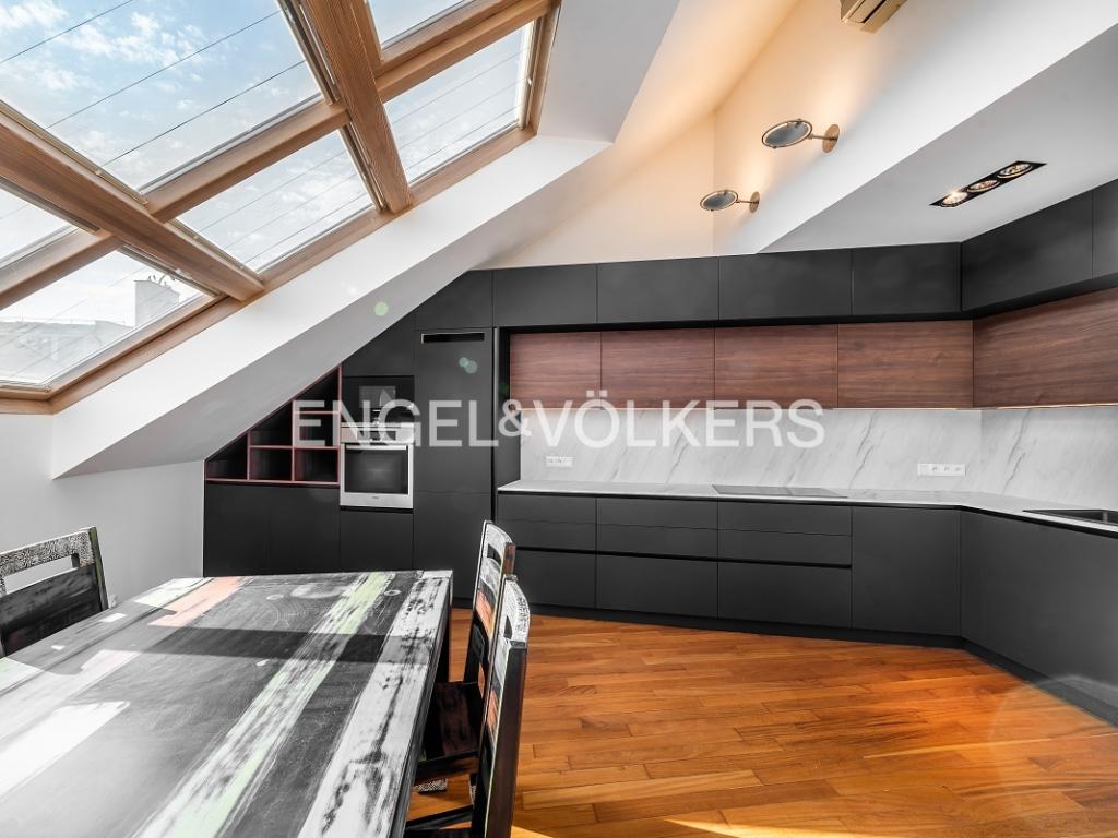 Pronájem bytu 3+kk 102 m2