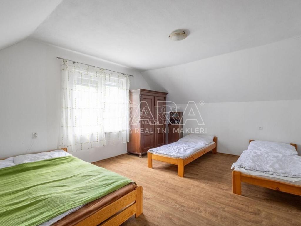Prodej domu 140 m2, Křečovice – náhled fotky 17