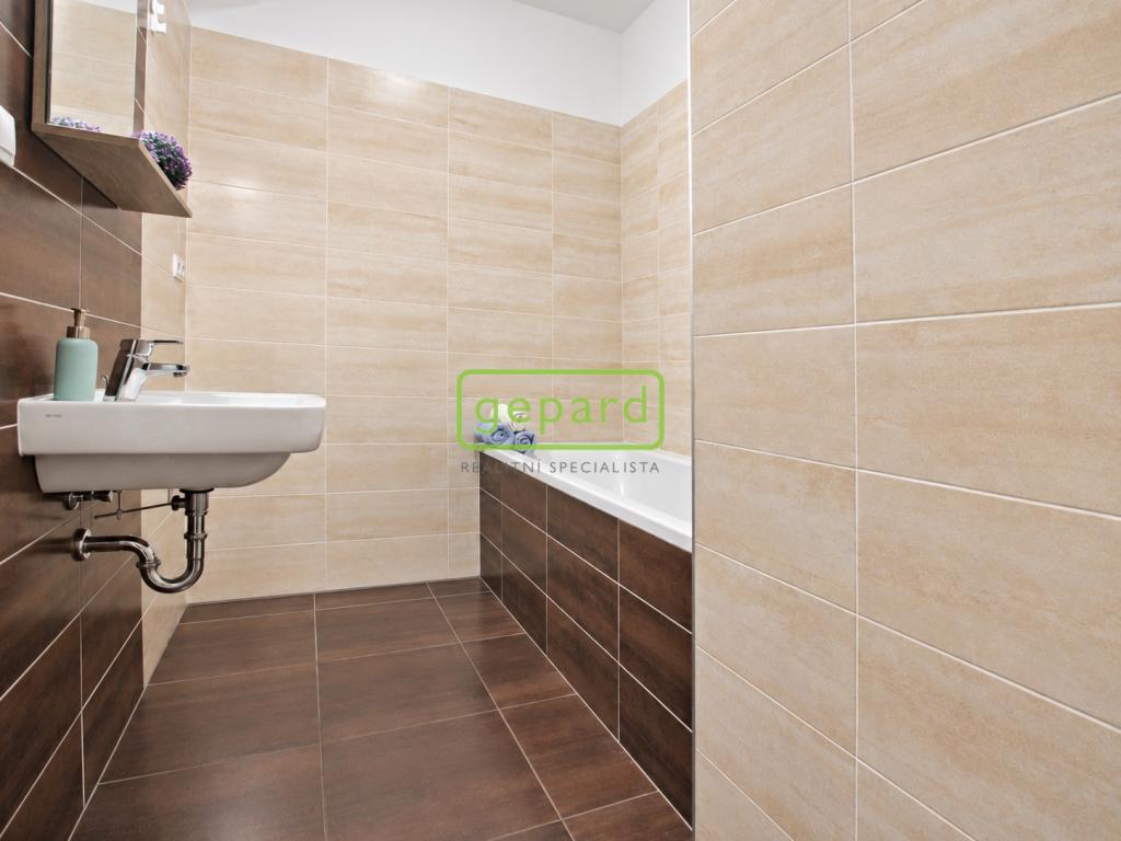 Pronájem bytu 1+kk 33 m2