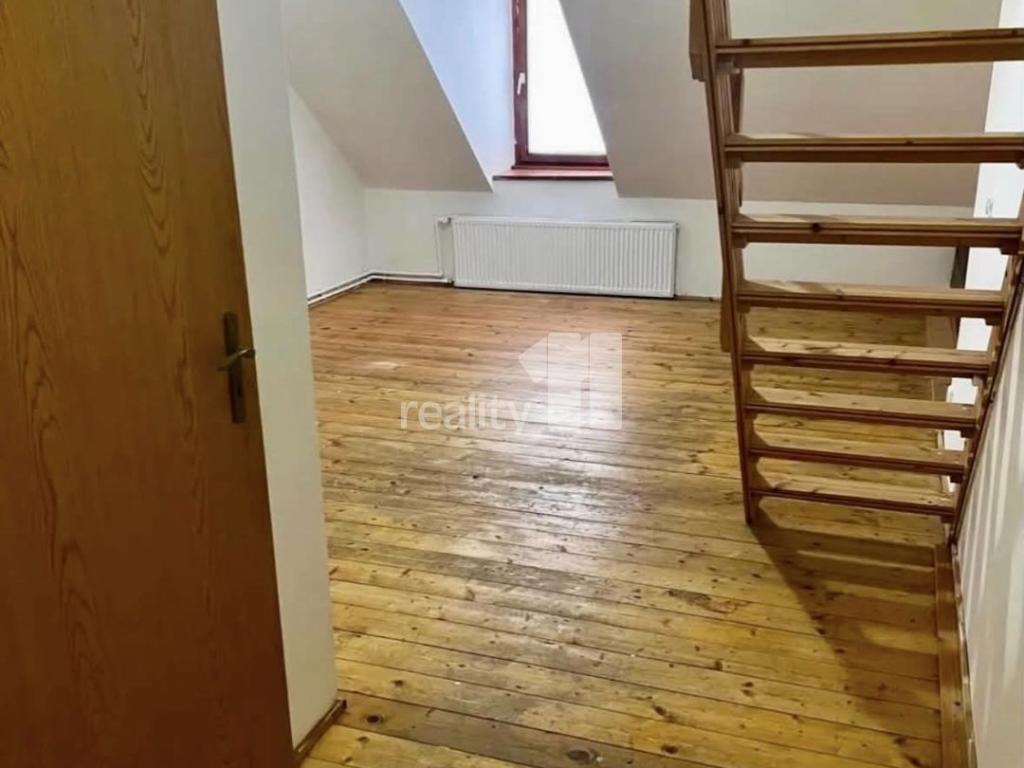 Pronájem bytu 2+kk 50 m2