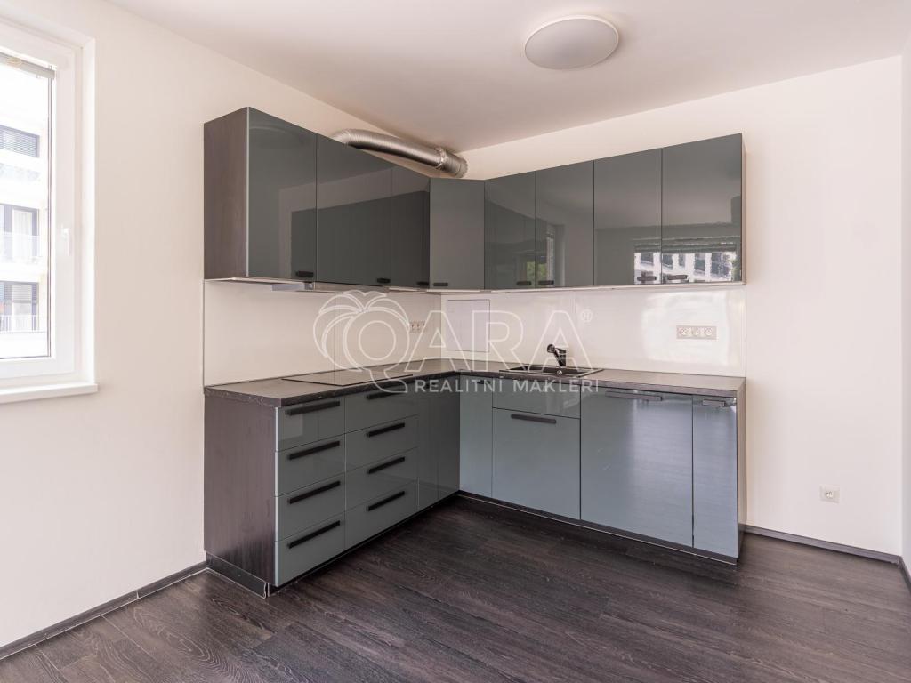 Pronájem bytu 3+kk 72 m2