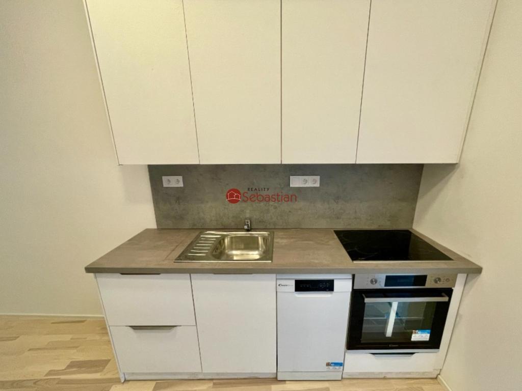 Pronájem bytu 2+1 43 m2