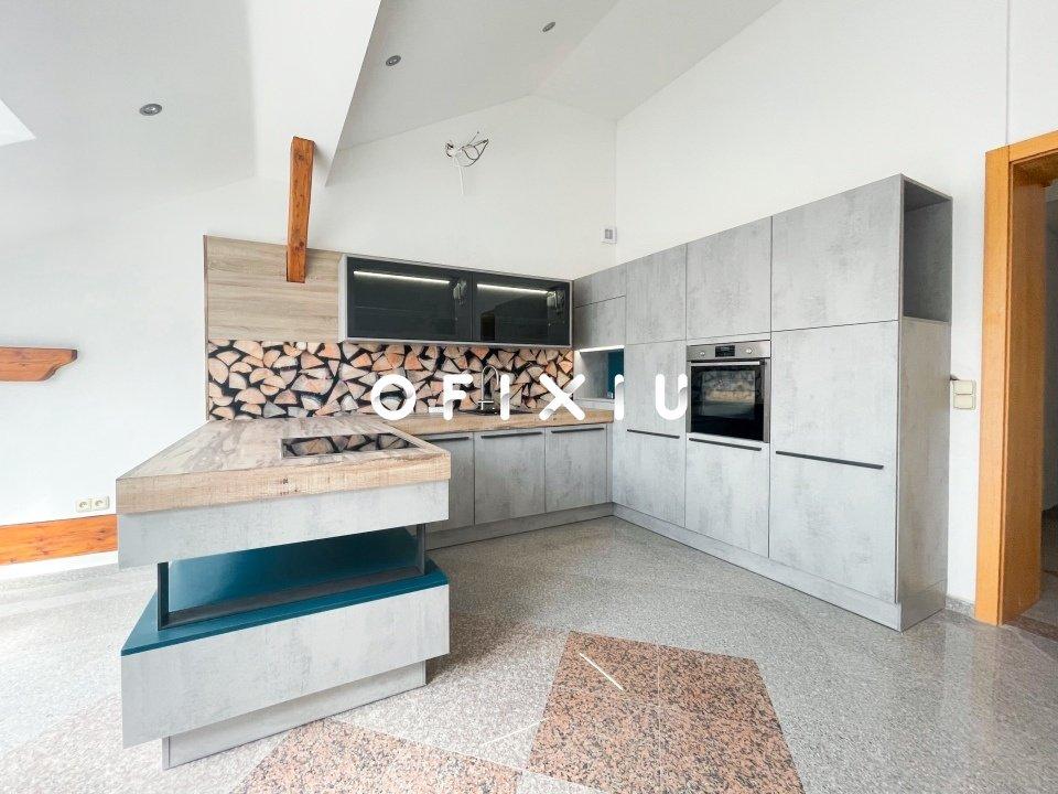 Pronájem bytu 3+kk 121 m2