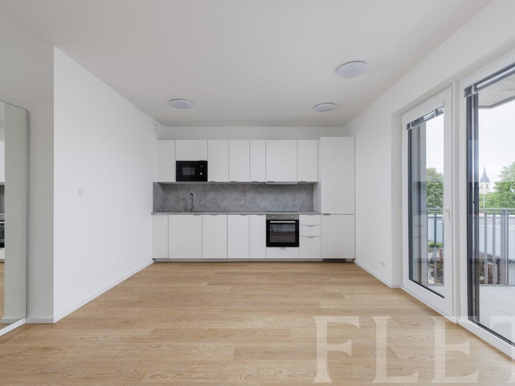 Pronájem bytu 1+kk 37 m² – pohled 6