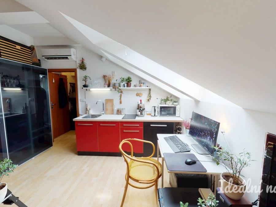 Pronájem bytu 1+kk 22 m2