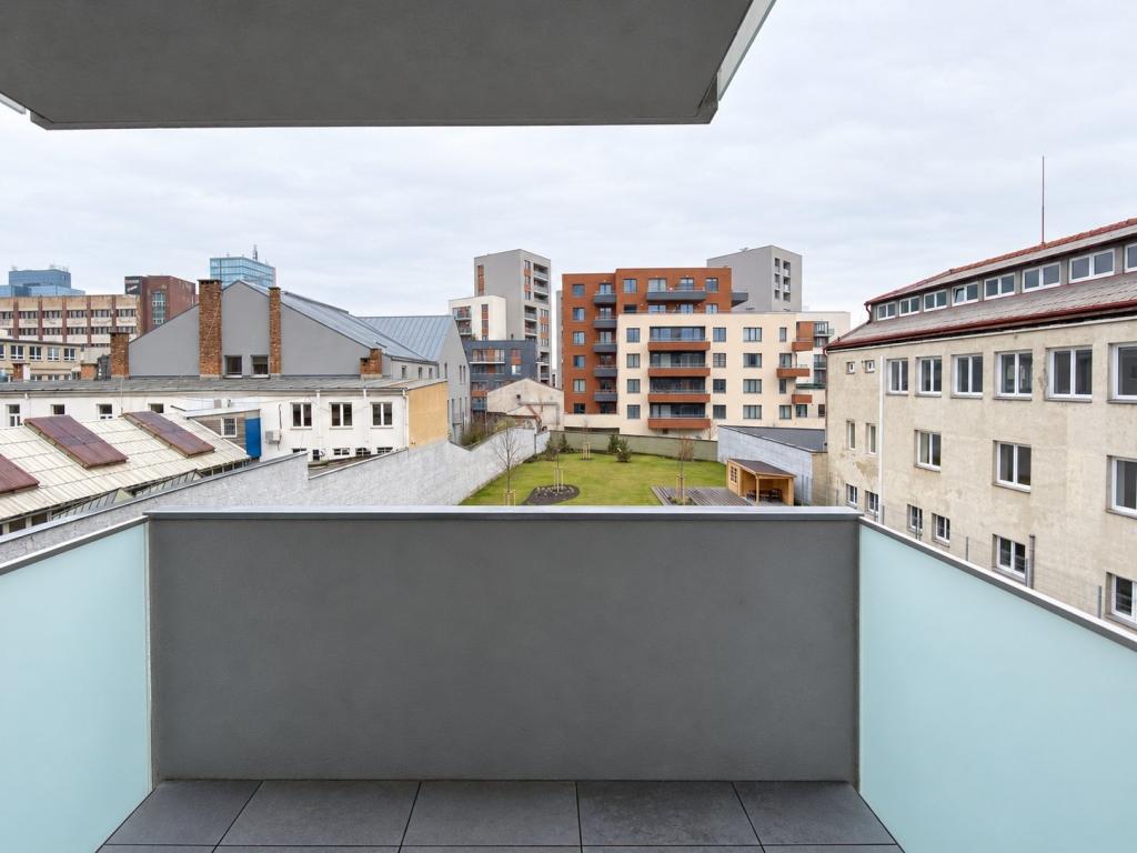 Pronájem bytu 1+kk 33 m2, Praha – náhled fotky 8