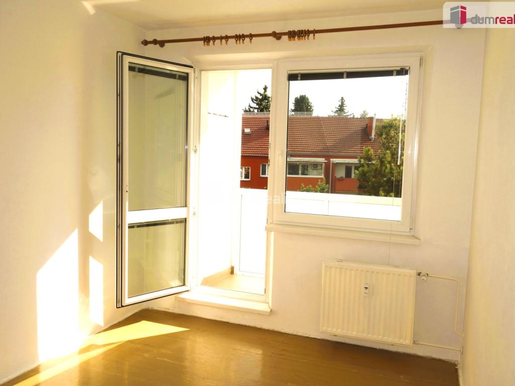 Prodej bytu 3+1 74 m2, Rousínov – náhled fotky 28