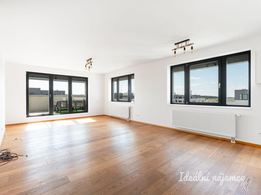 Pronájem bytu 4+kk 117 m2
