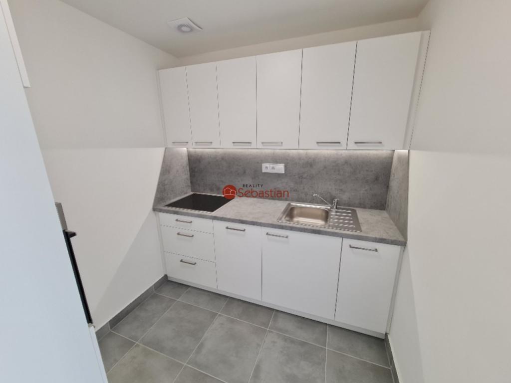 Pronájem bytu 2+1 37 m2