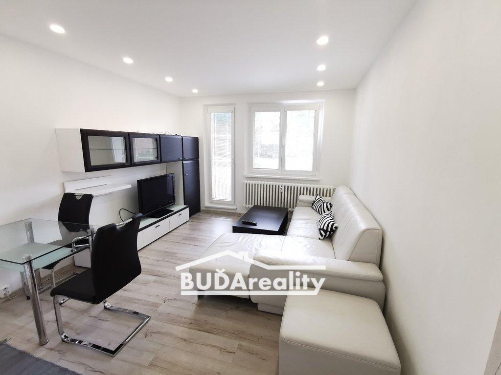 Pronajem bytu garsonka 32 m2