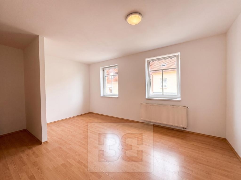 Pronájem bytu 1+kk 33 m2