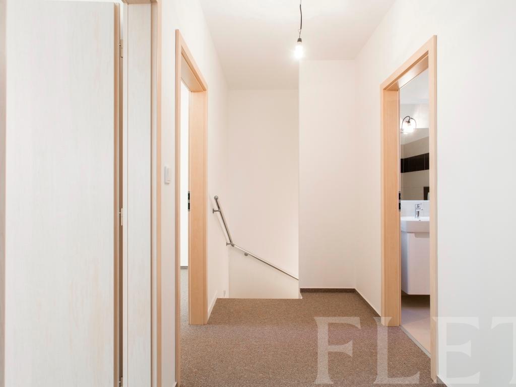 Prodej domu 96 m2, Zlonín – náhled fotky 19