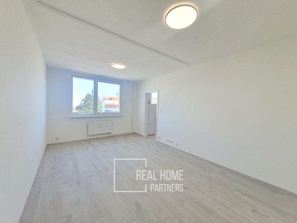 Pronájem bytu 1+1 40 m2