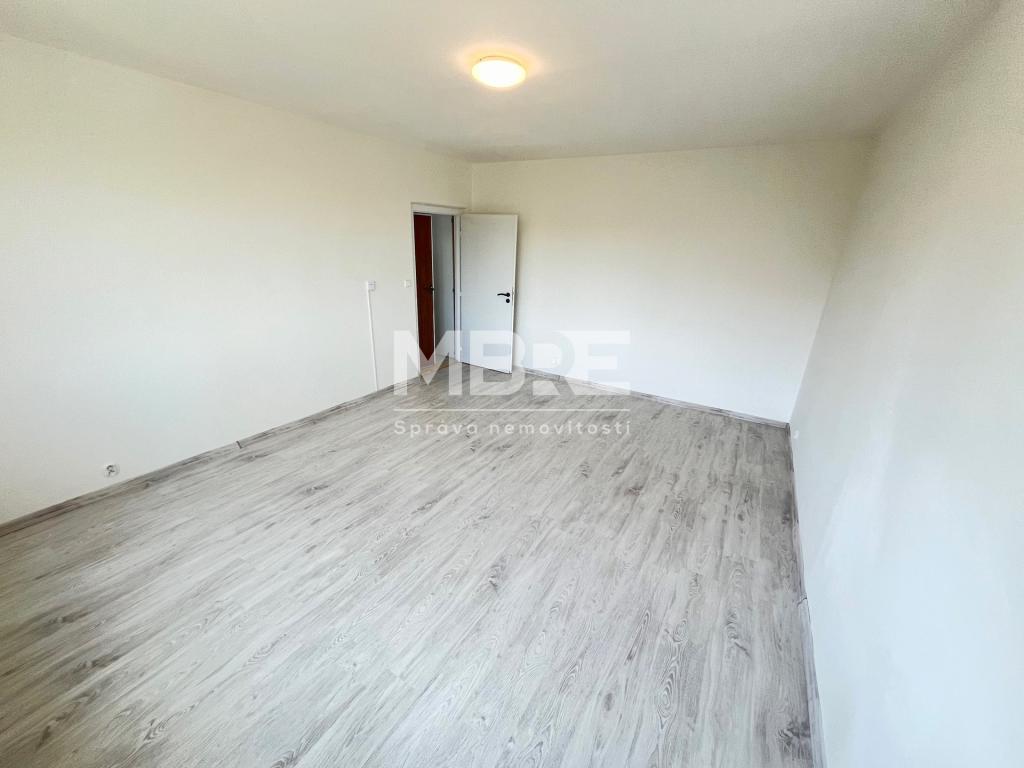Pronájem bytu 1+1 39 m2