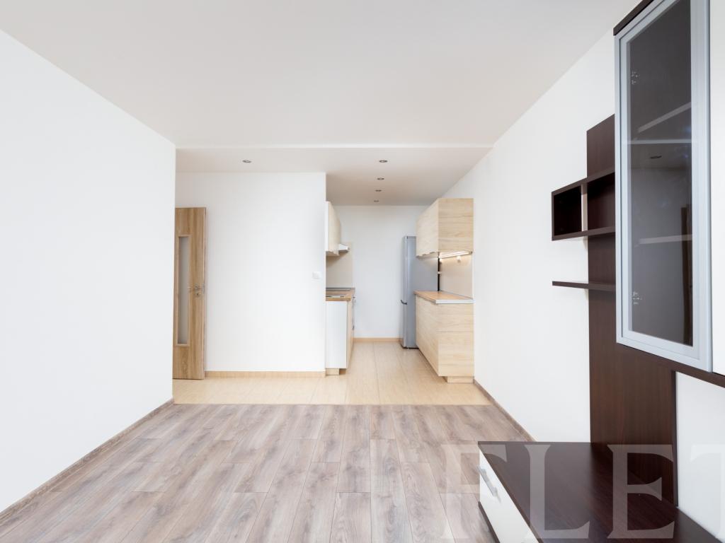 Prodej bytu 2+kk 46 m² – pohled 3
