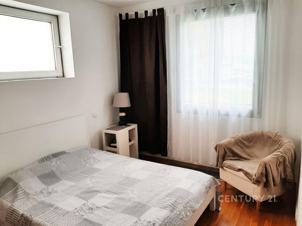 2+kk Apartment in Praha - View 3