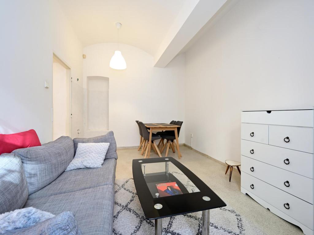 Pronájem bytu 2+kk 50 m2, Praha – náhled fotky 3