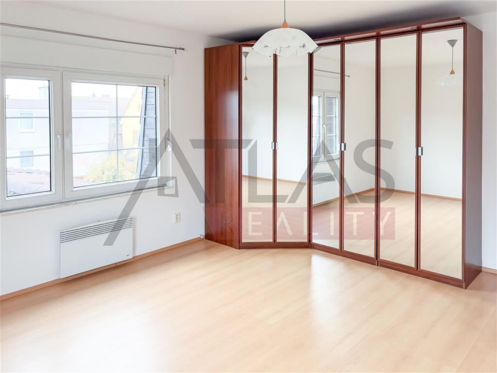 Pronájem domu 365 m2, Praha – náhled fotky 8