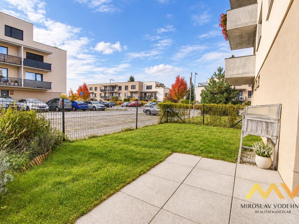 Pronájem bytu 1+kk 32 m2, Hradec Králové – náhled fotky 17