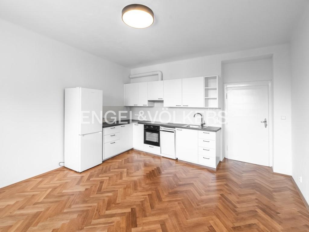 Pronájem bytu 3+kk 82 m2