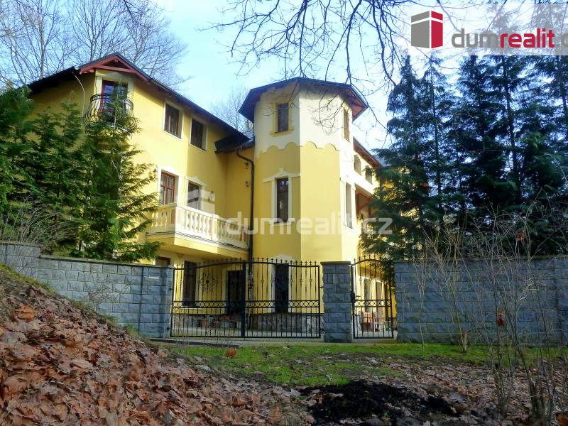Prodej domu 734 m2
