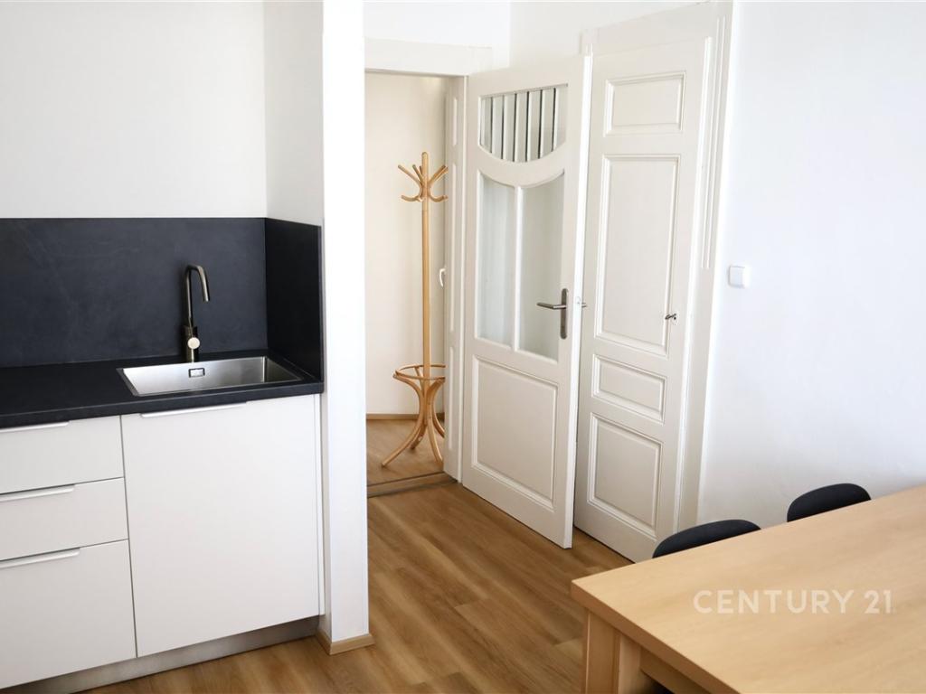 Pronájem bytu 2+1 78 m2