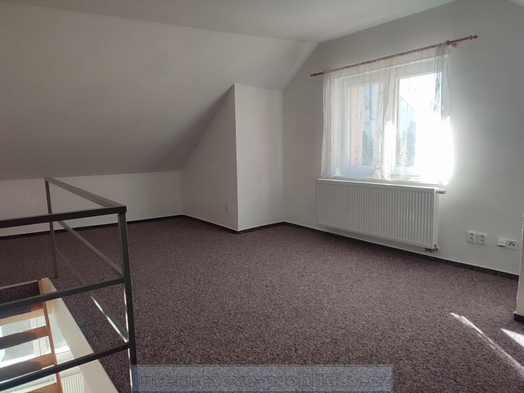 Pronájem bytu 2+kk 57 m2