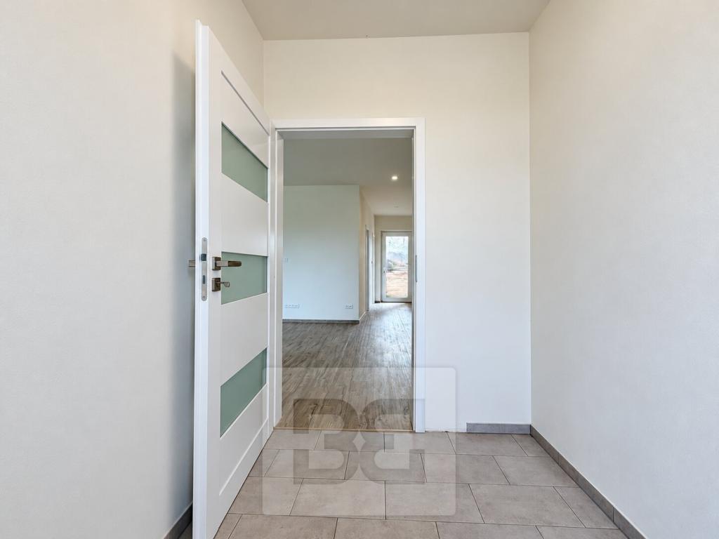 Pronájem domu 130 m2, Dolní Dunajovice – náhled fotky 15