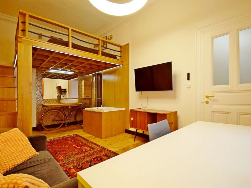 Pronájem bytu 1+1 32 m2