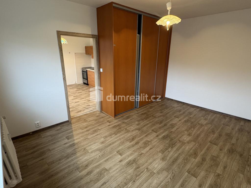 Pronájem bytu 1+1 35 m2