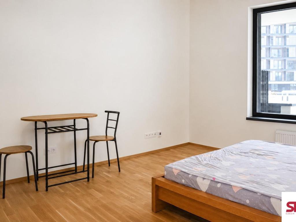 Pronájem bytu 1+kk 32 m2