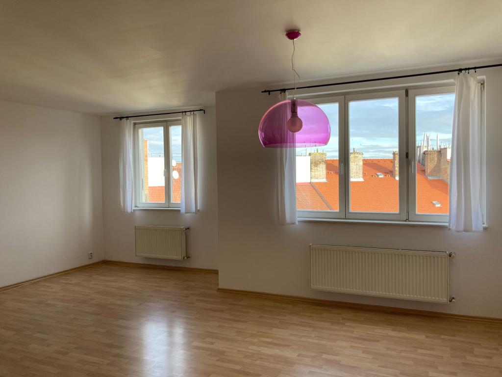 Pronajem bytu 2+kk 66 m2