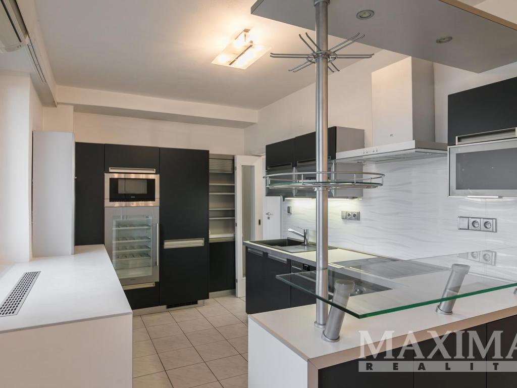 Pronájem bytu 3+kk 75 m2, Praha – náhled fotky 2