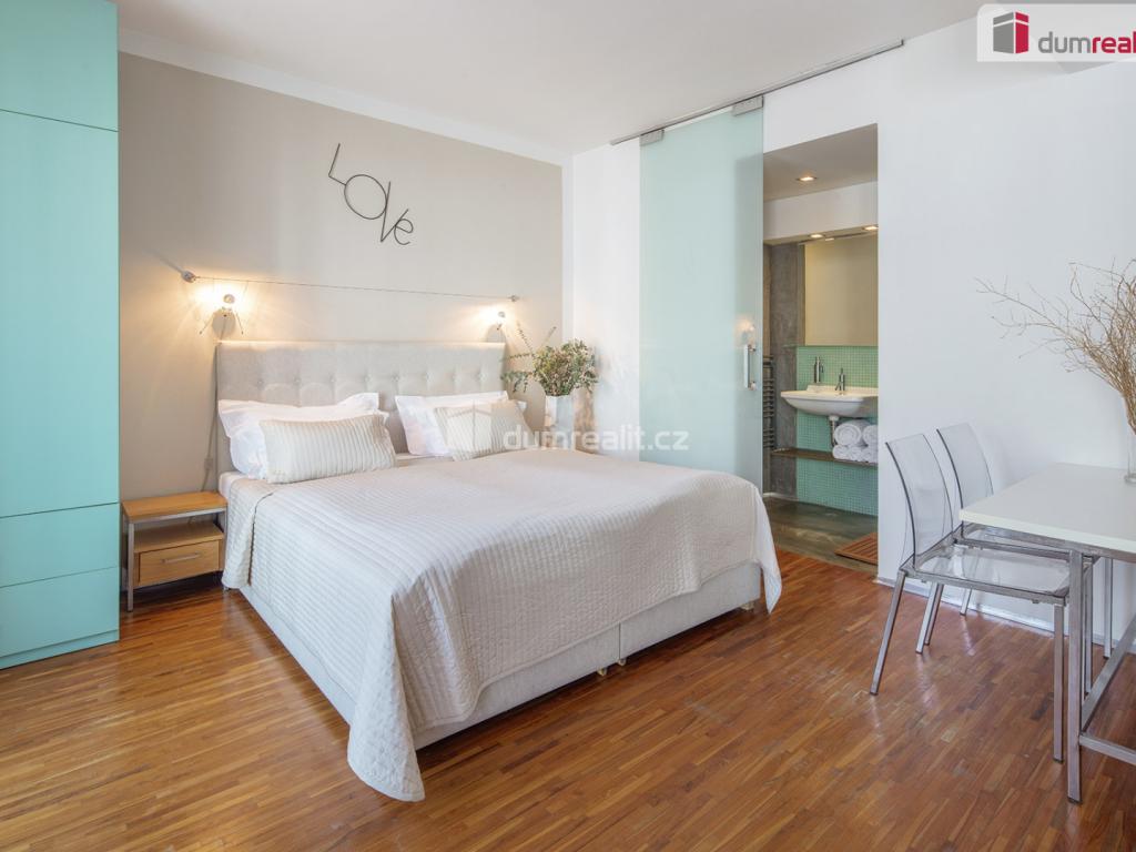 Pronájem bytu 1+kk 30 m2