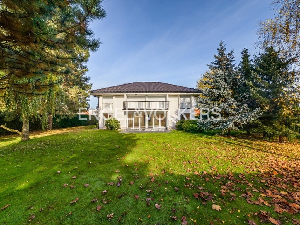 Pronájem bytu 4+kk 175 m2