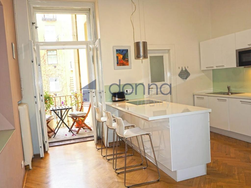 Pronájem bytu 2+1 107 m2