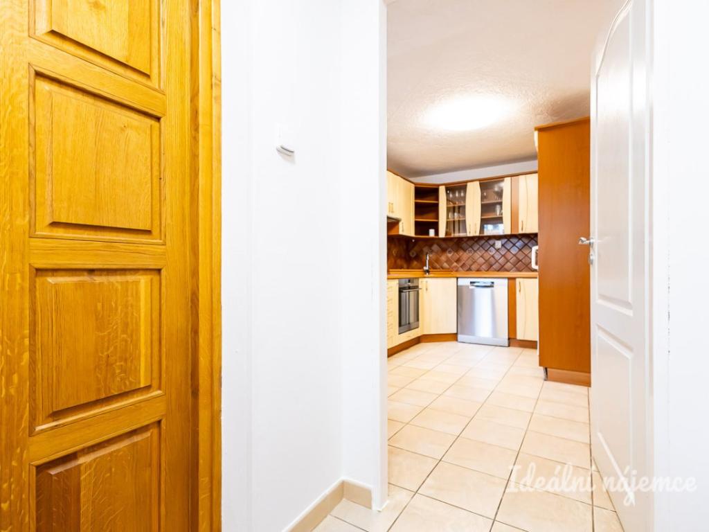 Pronájem bytu 4+kk 140 m2
