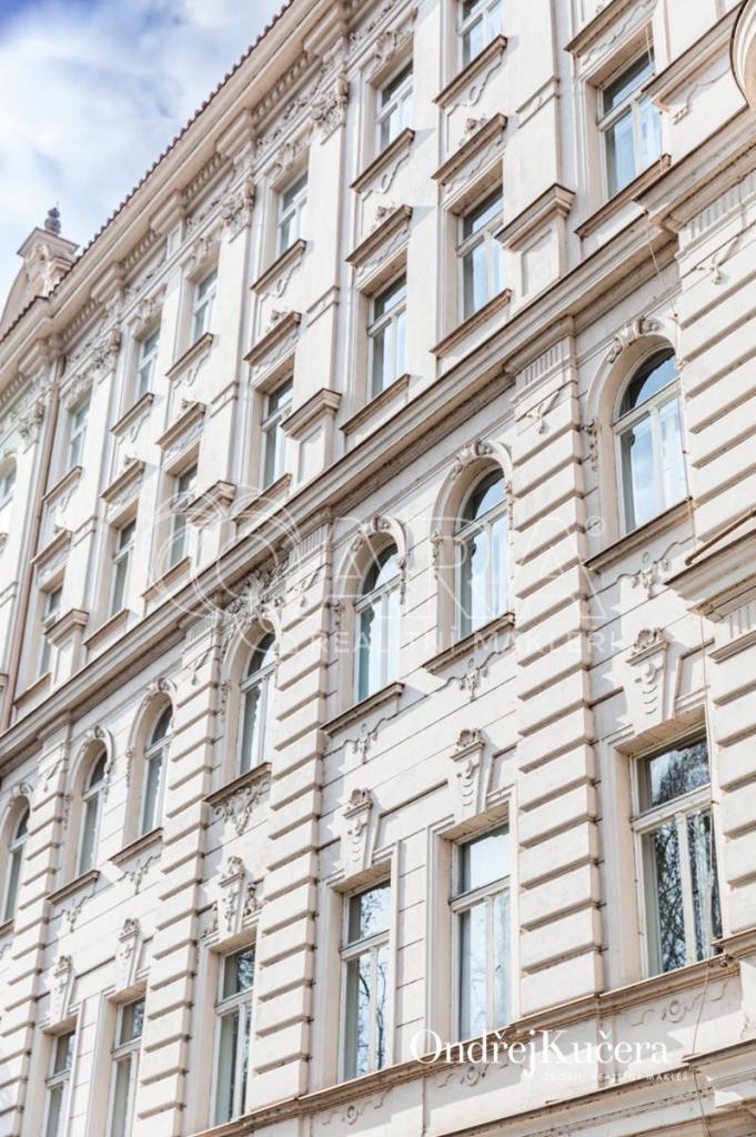Prodej bytu 2+1 65 m2, Praha – náhled fotky 32