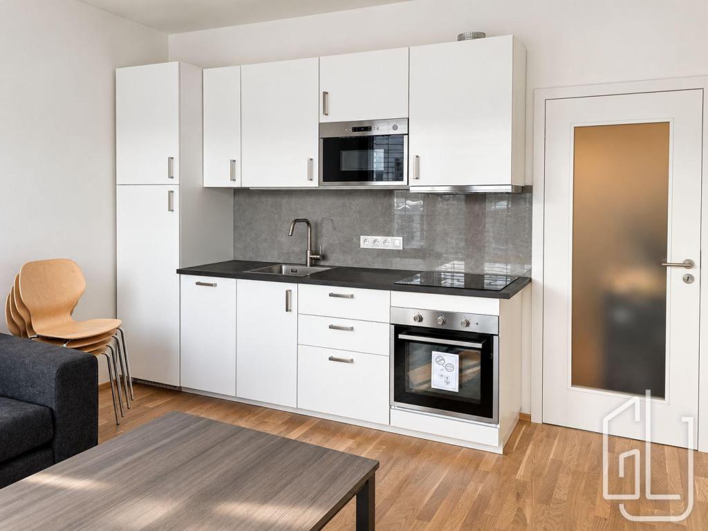 Pronájem bytu 2+kk 38 m2