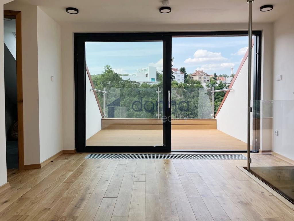 Pronájem bytu 4+kk 100 m2