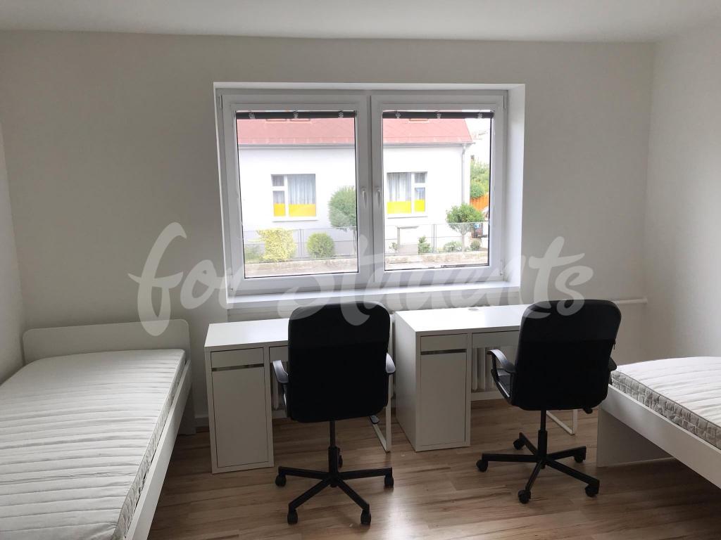 Spolubydleni bytu 2 lůžka 70 m2
