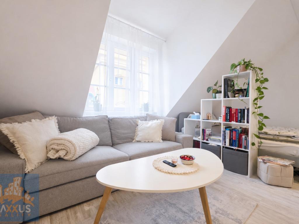 Pronájem bytu 1+kk 35 m2