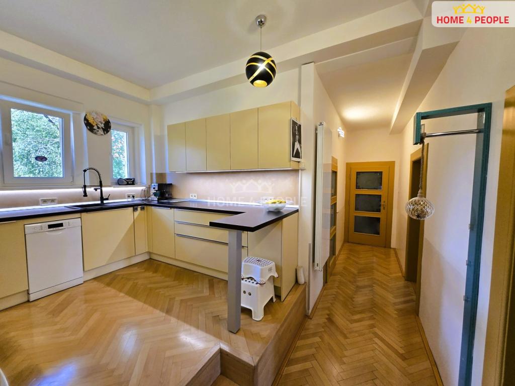 Prodej bytu 3+1 89 m2, Praha – náhled fotky 7