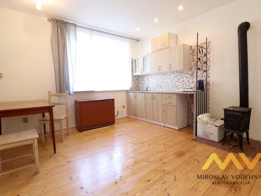 Pronájem bytu 1+kk 38 m2