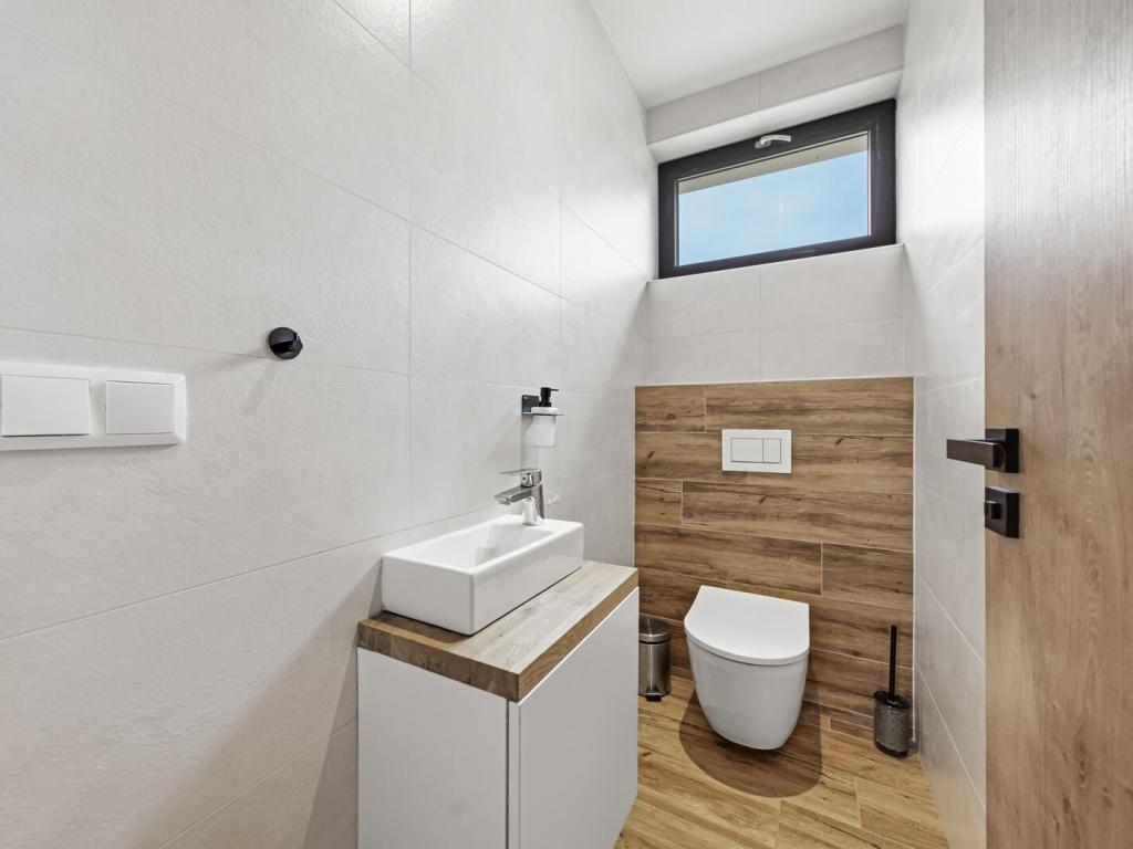 Prodej domu 157 m2, Kokory – náhled fotky 8