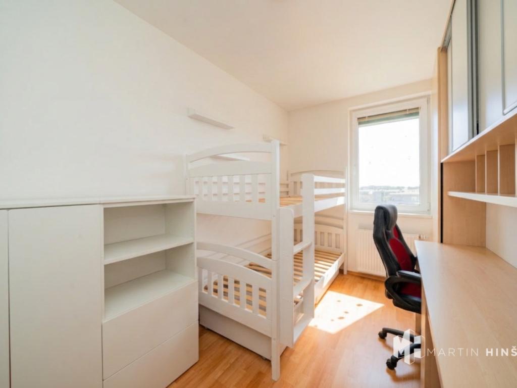 Pronájem bytu 3+kk 72 m2, Praha – náhled fotky 11