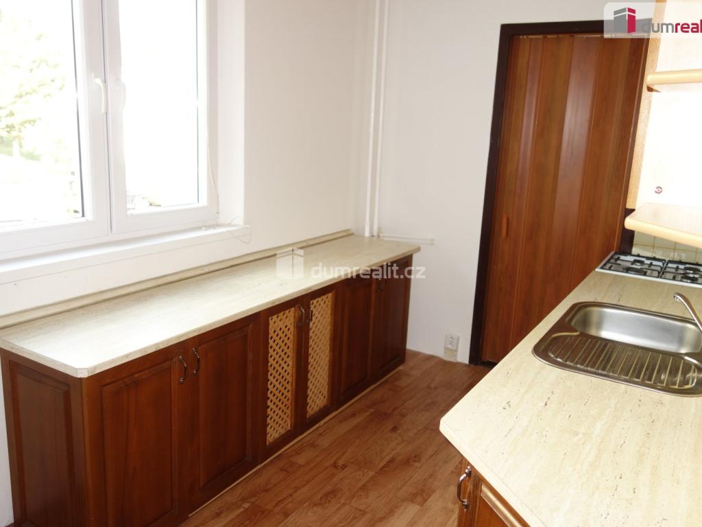 Prodej bytu 3+1 74 m2, Rousínov – náhled fotky 9